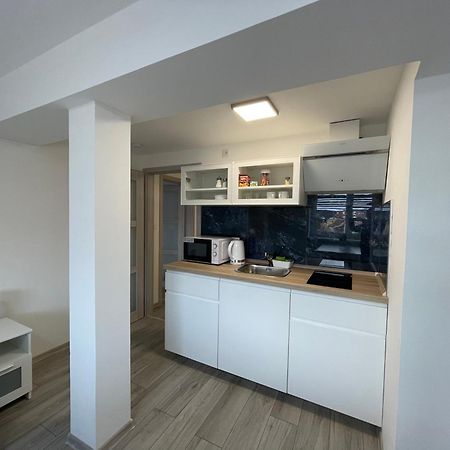 Apartmantt Cheb Bagian luar foto